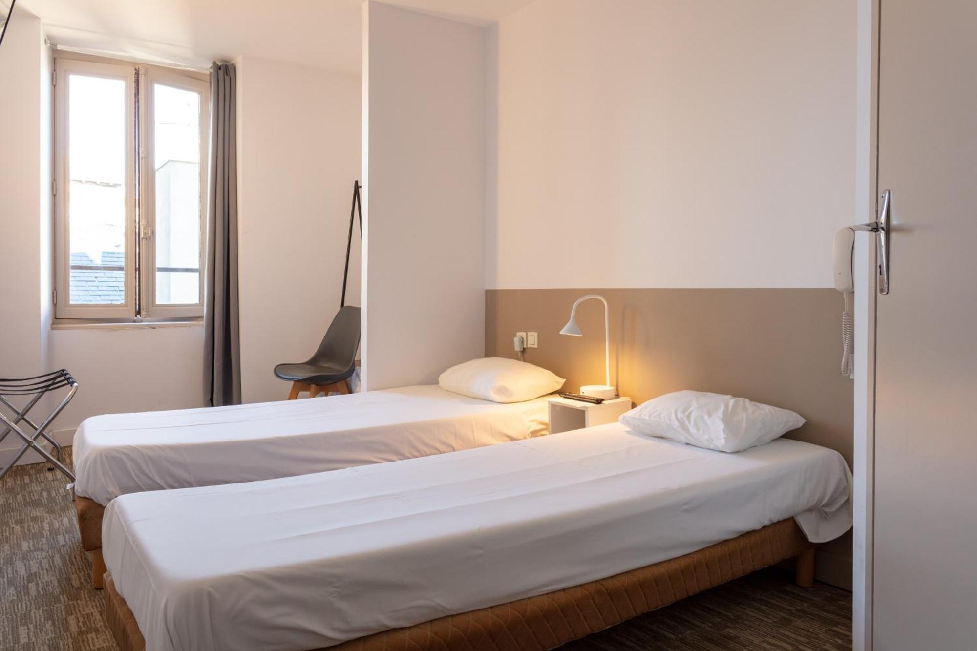Hotel Du Clocher Роде Экстерьер фото