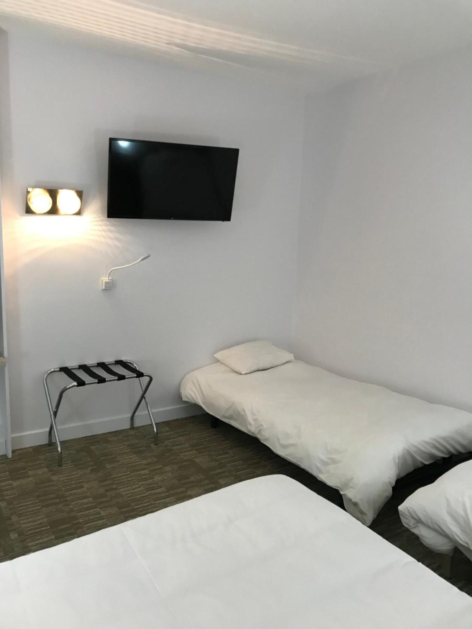 Hotel Du Clocher Роде Экстерьер фото
